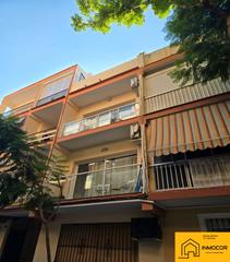 Appartement en Calle poeta salvador rueda 51.  y si fuera el piso que estas buscando?
