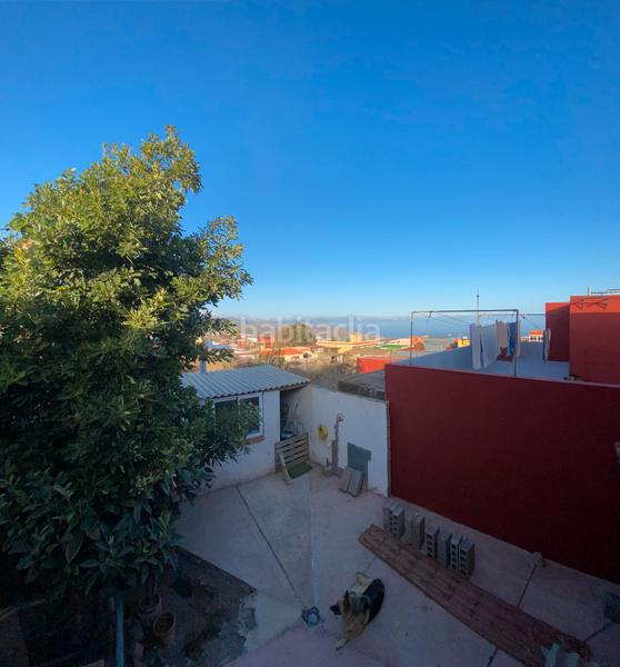 Foto d16de7a9-c128-4918-8178-a311fbcc9da7. Semi detached house with parking in Los Baldíos - Geneto - Guajara San Cristóbal de La Laguna