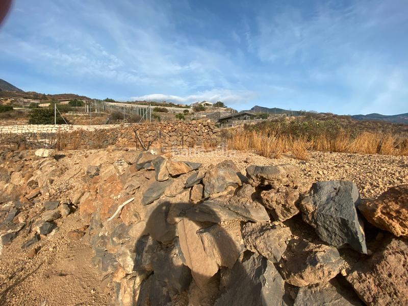 Foto 8885ffba-64c1-4685-b721-0612749b788b. Finca rústica en n/a terreno en las lomas en Centro Güímar