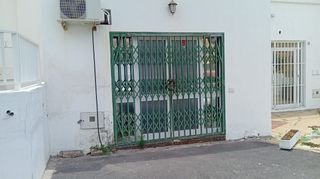 Miete Büro  Avenida europa. Oficina y almacén en san eugenio alto - oportunidad de negocio