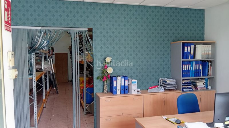 Foto 61a01a6f-6a8c-441e-9c36-9658b4654157. Miete büro in San Eugenio Alto Adeje