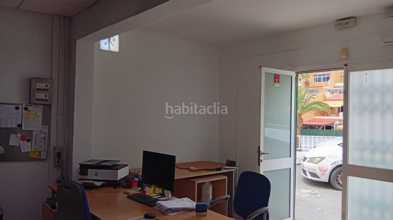 Foto cb22578d-7911-420c-8cf8-365713631104. Miete büro in San Eugenio Alto Adeje