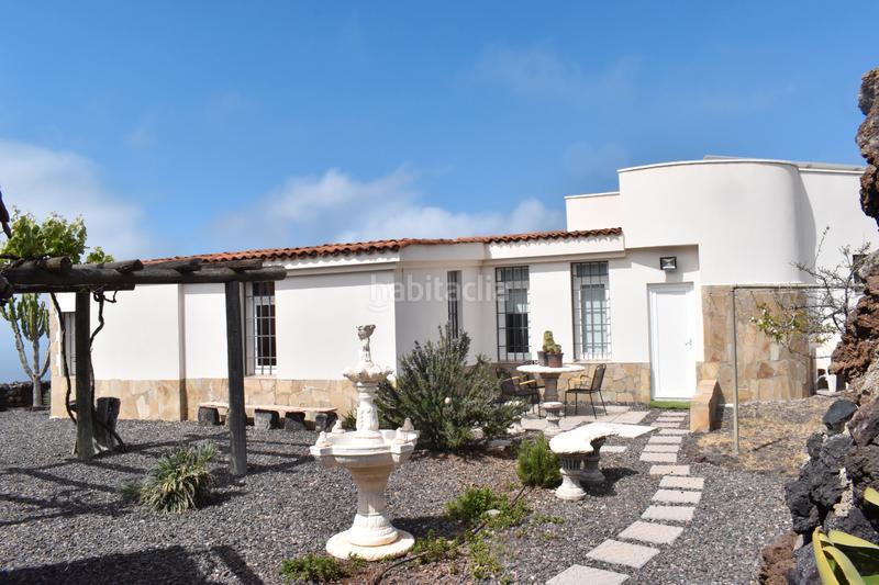 Foto 01435048-aae6-42a4-a157-a2eba876f2c8. Chalet in calle canto juan alonso 4 in Tamaimo - Arguayo Santiago del Teide
