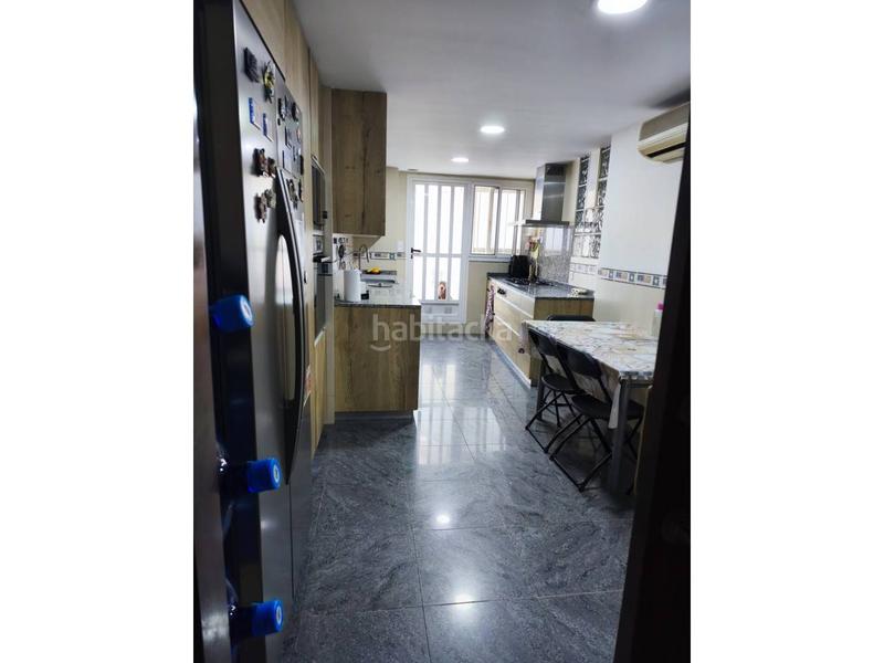 Foto 015decf4-3dc3-4a1f-8358-17ae3e6a78db. Appartement avec parking dans Sant Pau Valencia