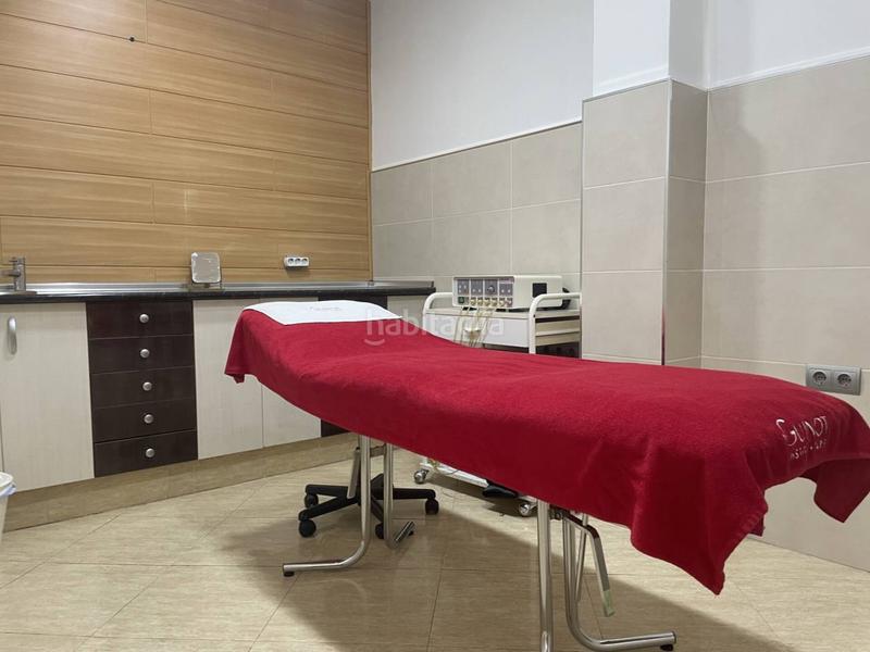 Foto 1a7d21c0-ee8d-4178-ae43-1116d067ef68. Local comercial a El Cabanyal-El Canyamelar Valencia