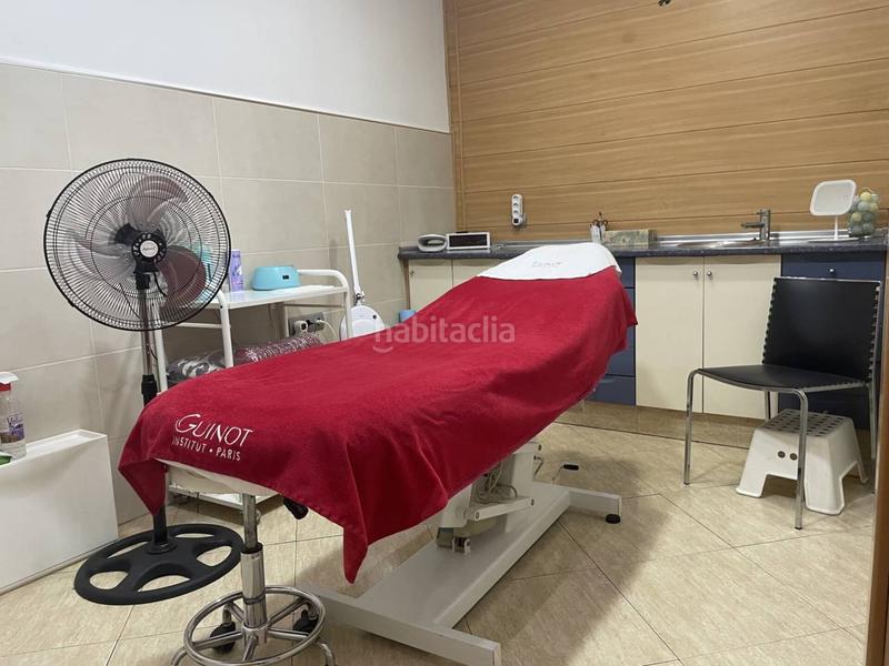 Foto b5ac48d8-0123-4357-b801-29198a0a4f65. Local comercial a El Cabanyal-El Canyamelar Valencia