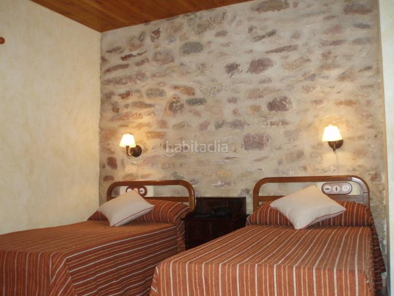 Foto b05986d1-9b68-459e-b580-947b00b5f6b3. Casa  en venta en Eslida