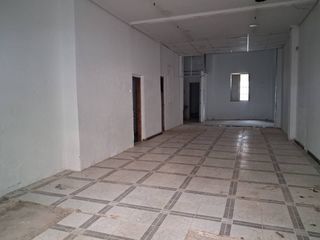 Local Comercial  Calle san vicente de paúl. Local en venta en orriols46019