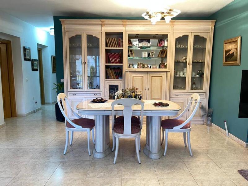 Foto 16e0231a-0186-40e3-b51c-6494193232d3. Xalet amb aparcament piscina a Godelleta