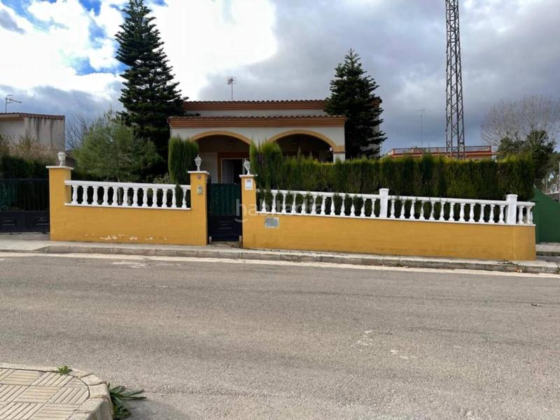 Foto 30db9a42-f4a4-4b63-85df-4446bfbdae61. Xalet amb aparcament piscina a Godelleta