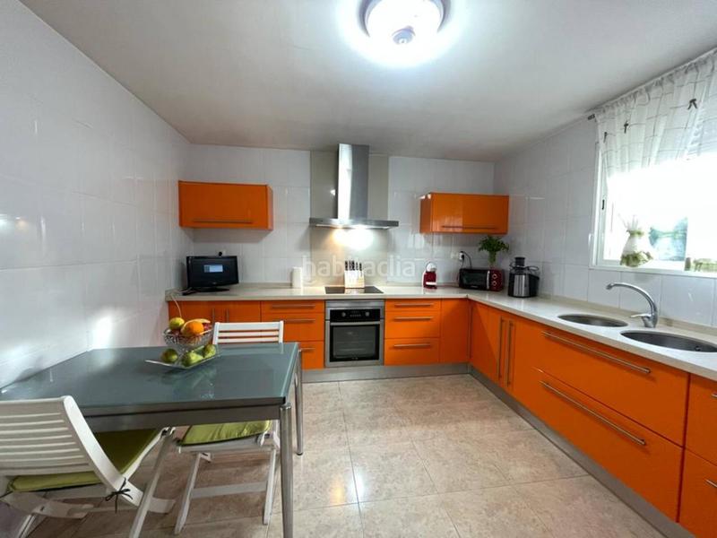 Foto 8e4d04f8-b1bd-4136-9186-8714d584d83c. Xalet amb aparcament piscina a Godelleta