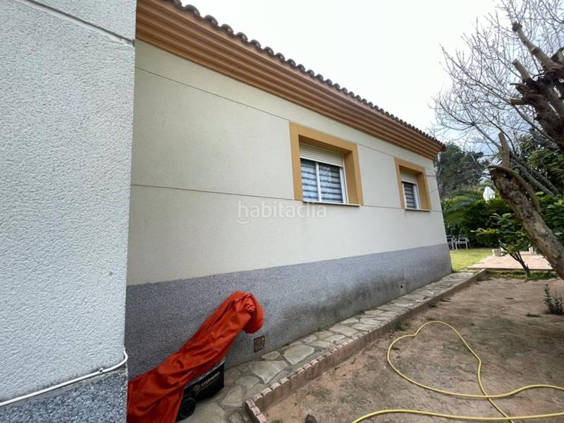 Foto a7e6b526-3772-4db5-b30f-f68b6033f619. Xalet amb aparcament piscina a Godelleta