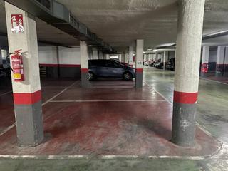 Lloguer Aparcament cotxe  Serreria. Garaje en alquiler en ciutat jardí