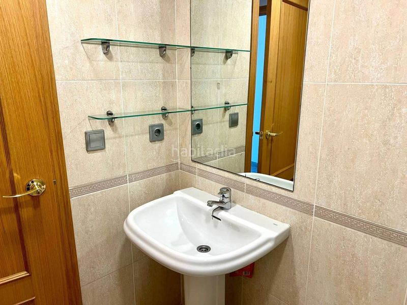 Foto 0280819d-8b50-4d9e-9b82-5b24200126d5. Pis amb calefacció piscina a Penya-Roja - Avda. Francia Valencia