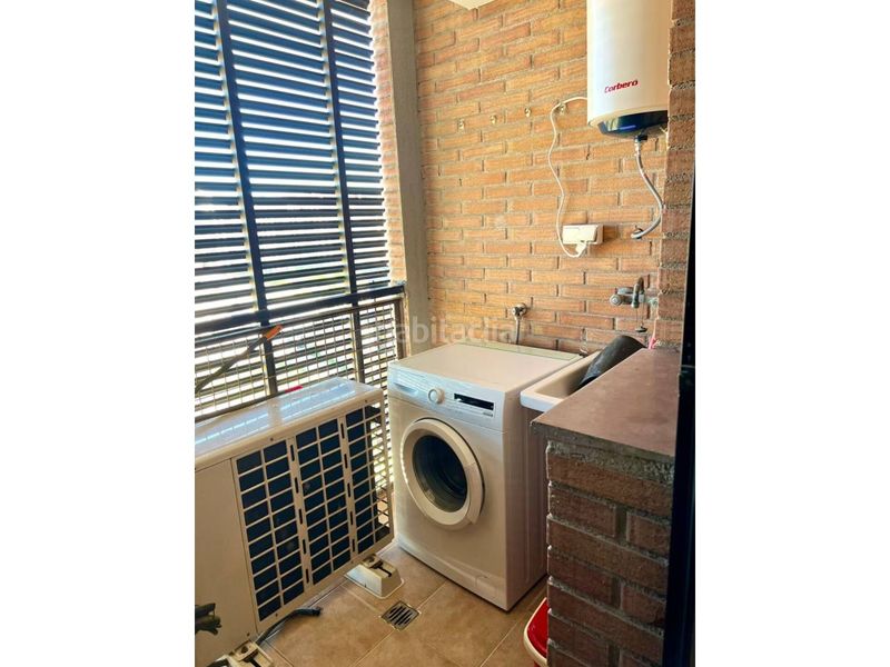 Foto 16d1b732-6554-4fe6-97c7-5ad6be8f90bd. Pis amb calefacció piscina a Penya-Roja - Avda. Francia Valencia