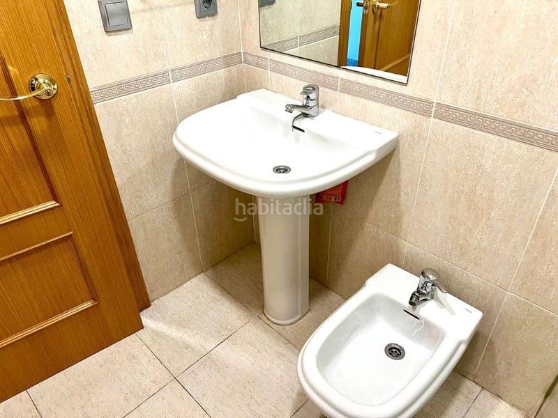 Foto 8cc7082f-9fe5-4b2a-aee6-4c8e13667c4d. Pis amb calefacció piscina a Penya-Roja - Avda. Francia Valencia