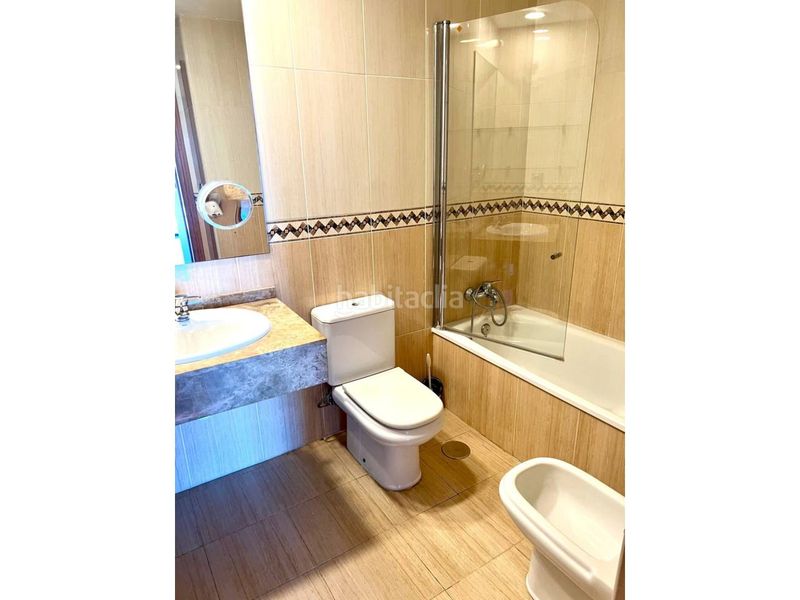 Foto 949897b6-7c3c-41e0-88a6-4d7acb36365f. Pis amb calefacció piscina a Penya-Roja - Avda. Francia Valencia