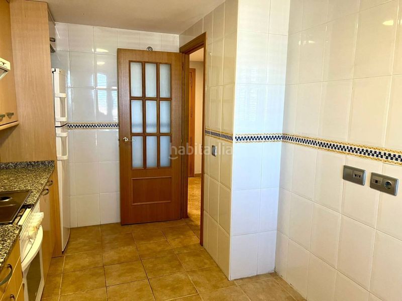 Foto befc3cf9-c4c7-441f-b458-5650321a01a8. Pis amb calefacció piscina a Penya-Roja - Avda. Francia Valencia