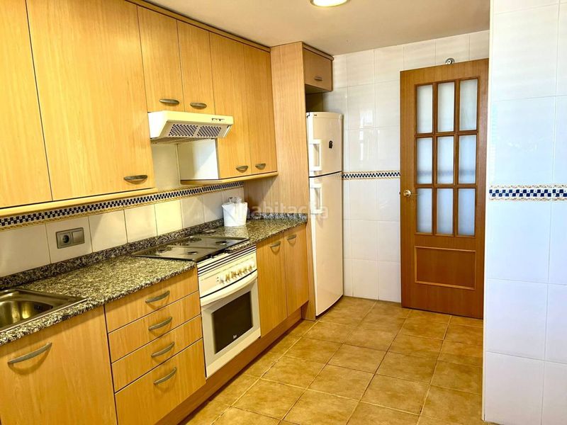 Foto c506b0d1-358b-465a-a8fd-370e5c730406. Pis amb calefacció piscina a Penya-Roja - Avda. Francia Valencia