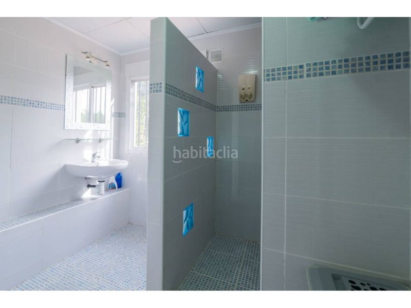 Foto 43e4b7bc-783f-41b6-ba79-c8b7c380600c. Masia amb piscina a Guadassuar