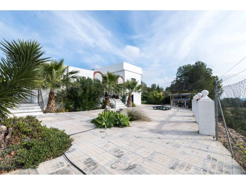 Foto 6af996fa-aa88-4754-af84-d5086ec688b0. Masia amb piscina a Guadassuar