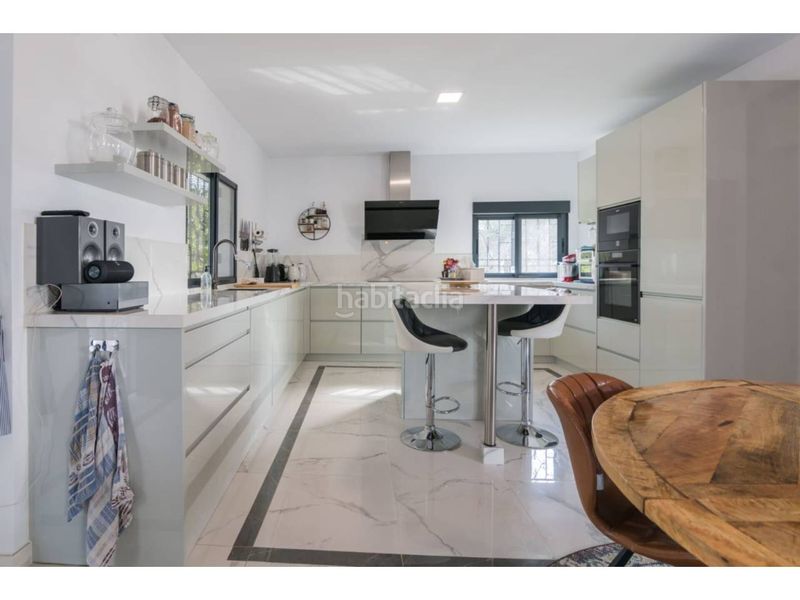 Foto 9479b2b2-ce9b-4c1b-a1fd-a3b3a28d4cac. Masia amb piscina a Guadassuar