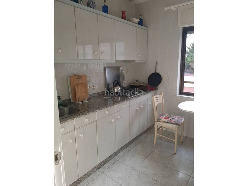 Foto bebcd773-ab64-47cc-8fa0-e78760f284ff. Pis a Playa Muchavista Campello (el)