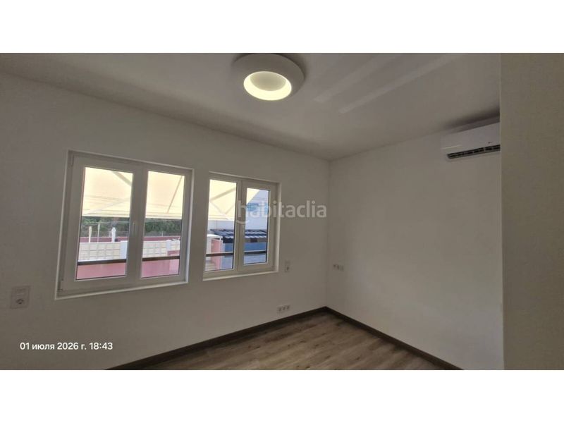 Foto 5663f9dd-6846-4235-8f5c-849e2413af90. Pis a Playa Muchavista Campello (el)