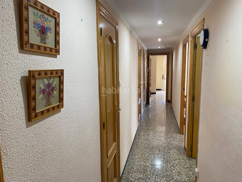 Foto f0572b41-f386-4a80-b159-6319a49023bb. Àtic amb aparcament a La Vila Alzira