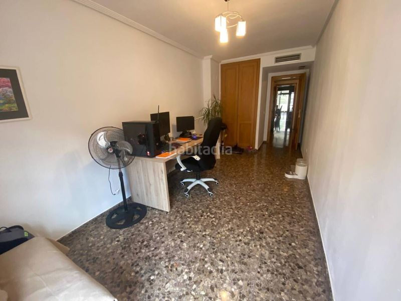 Foto a46fef8d-0190-4155-9594-e3777e9e5c14. Pis amb aparcament a Malilla Valencia