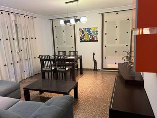 Lloguer Pis  Calle mossén planelles. Vivienda de 3 dormitorios 2 baños y plaza de garaje incluida