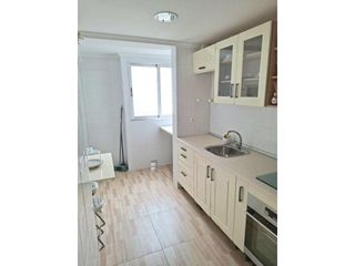 Miete Etagenwohnung  Calle arzobispo olaechea. Piso reformado en sant marcelli para alquiler