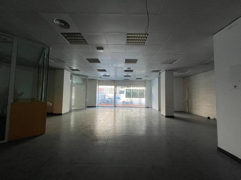 Foto 7ced8d3c-01fa-42eb-9f7b-e100206fd4d0. Local comercial a Alaquàs