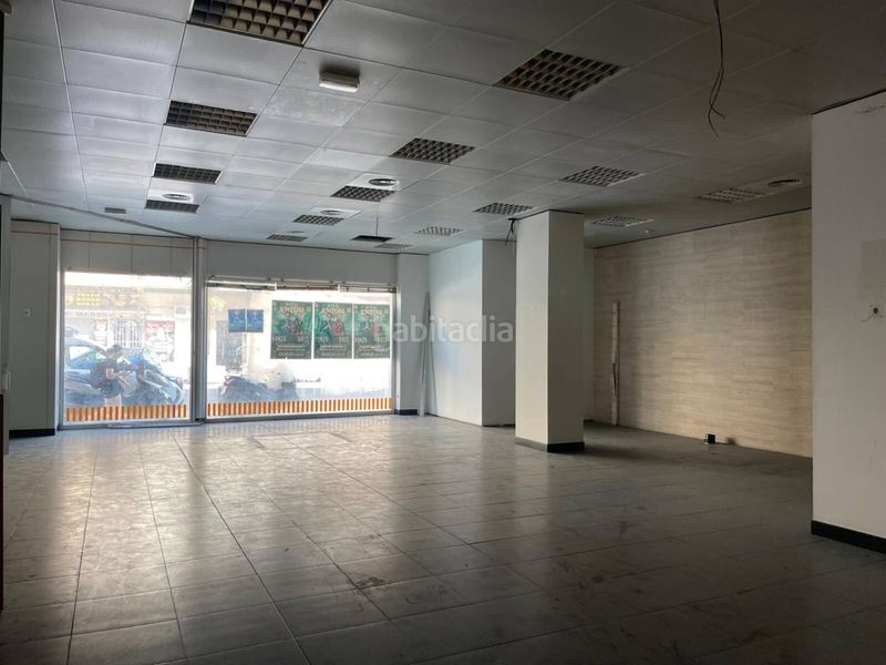 Foto 8fa1f422-04cb-4ce8-8a36-0515d43214f4. Local comercial a Alaquàs