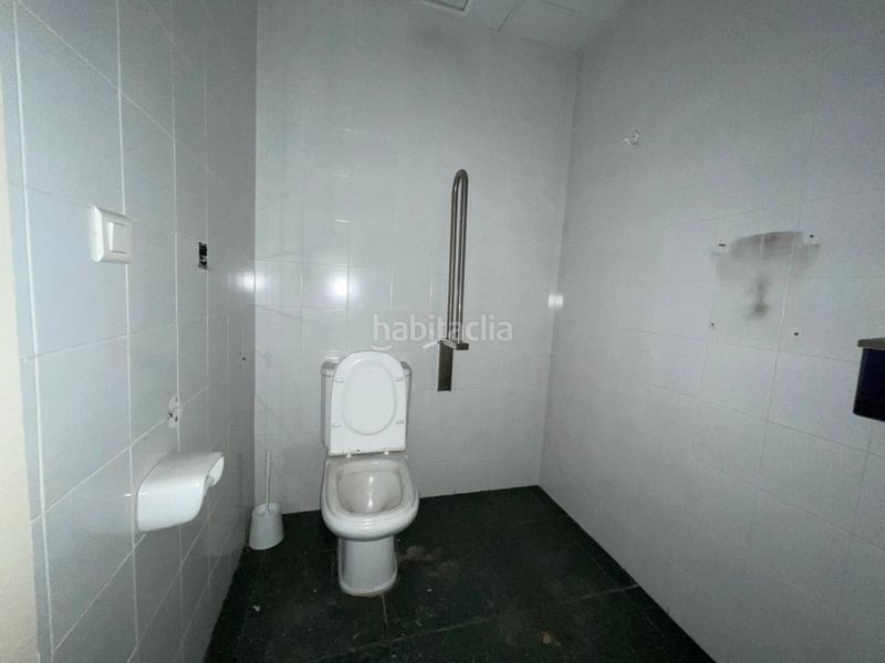 Foto aa0424ac-4a34-4526-86c4-55d8f0ba3739. Local comercial a Alaquàs