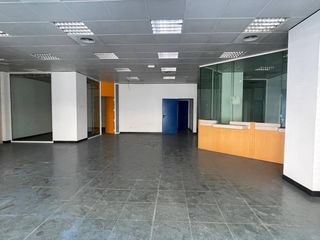 Local Comercial  Avenida vicente blasco ibáñez. Local en venta en alaquàs