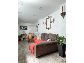 Pis  Avenida malvarrosa. Magnifico piso en venta en zona de la playa valencia