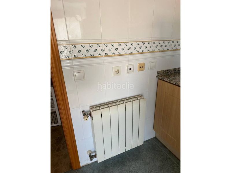 Foto 0c4fcd68-1f69-46a2-867a-8d29677dfc50. Rent duplex with heating in L´Illa Perduda Valencia