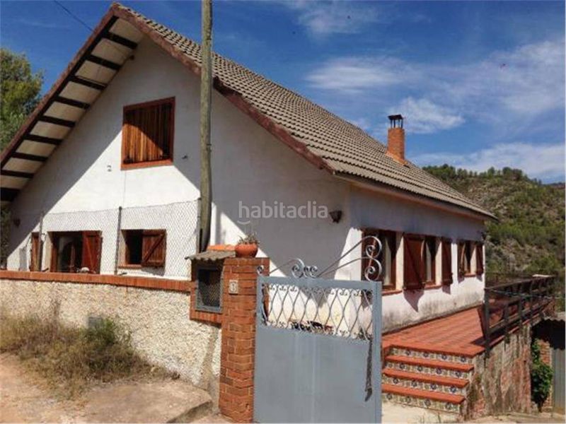 Foto 21f49a91-f283-4565-9479-bc15a9c3a4ed. Casa a Eslida