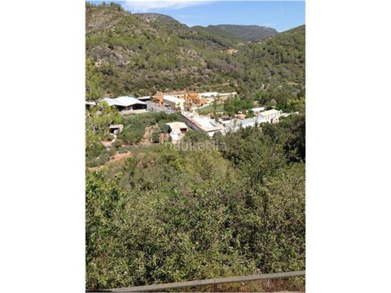 Foto ca17906a-13a3-4e23-a605-f2610dcb49e6. Casa a Eslida