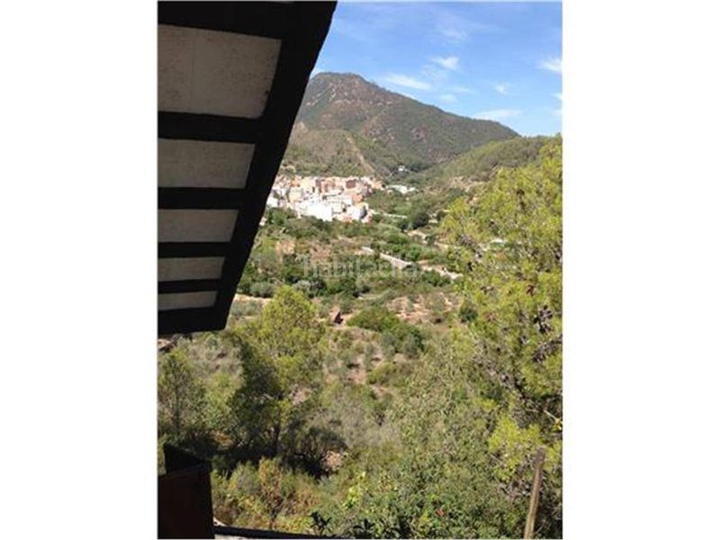 Foto f8c79b50-b964-40b5-9260-0bc9eddf03fa. Casa a Eslida