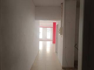 Lloguer Local Comercial  Mediterraneo. Se alquila local comercialsin salida de humosen pleno cabañal av
