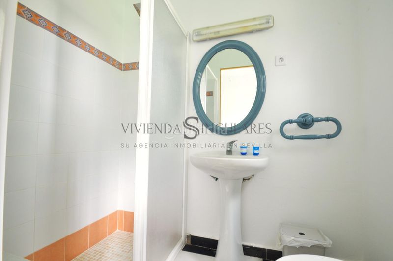 Foto e9944d43-afb9-4caa-8a4c-a052573af943. Xalet amb calefacció aparcament piscina a Carmona