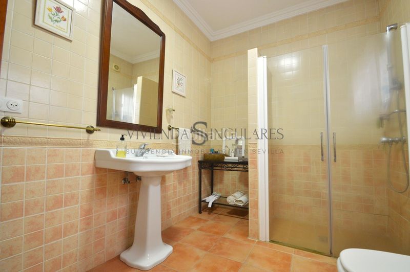 Foto 06872437-0203-4ac0-863b-d2787028b6c1. Casa adossada amb aparcament a Las Pajanosas Guillena