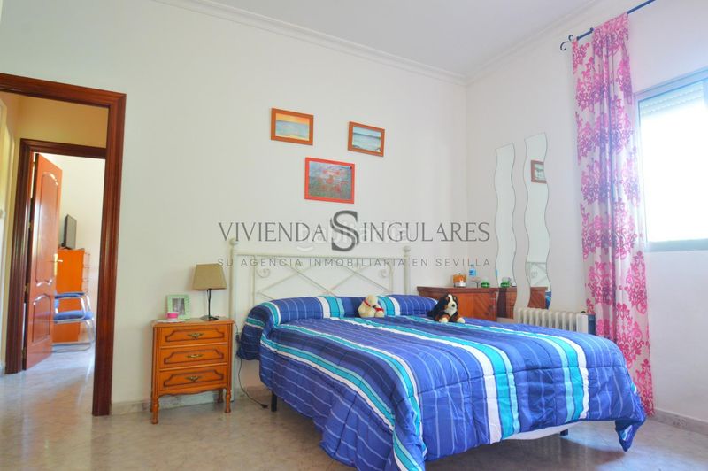 Foto 2a5719df-9505-4272-bdb0-ed8a97fa09aa. Xalet amb aparcament piscina a Carmona