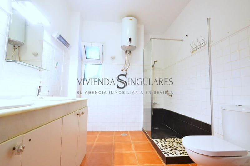 Foto e8e47ece-61a9-4726-b0a2-f075ffd34b14. Pis a San Vicente Sevilla