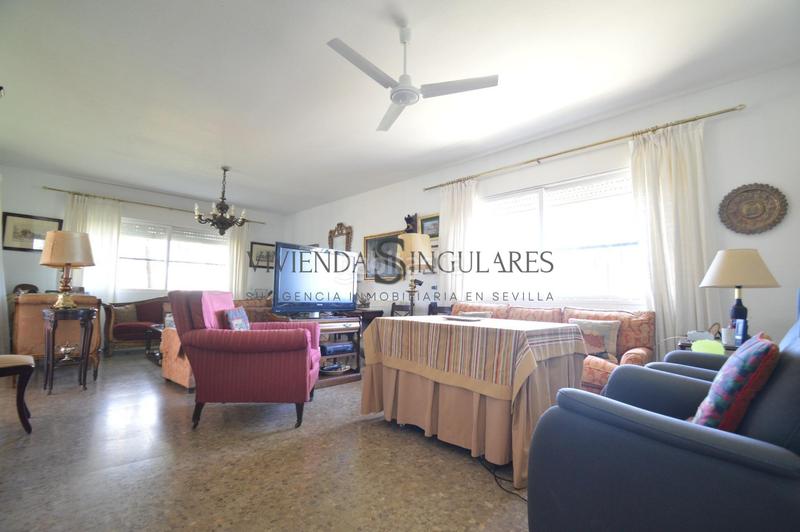 Foto 95b50d07-f139-4b68-9163-9c65c6805499. Chalet villa en alcalá de guadaíra en Oromana Alcalá de Guadaira