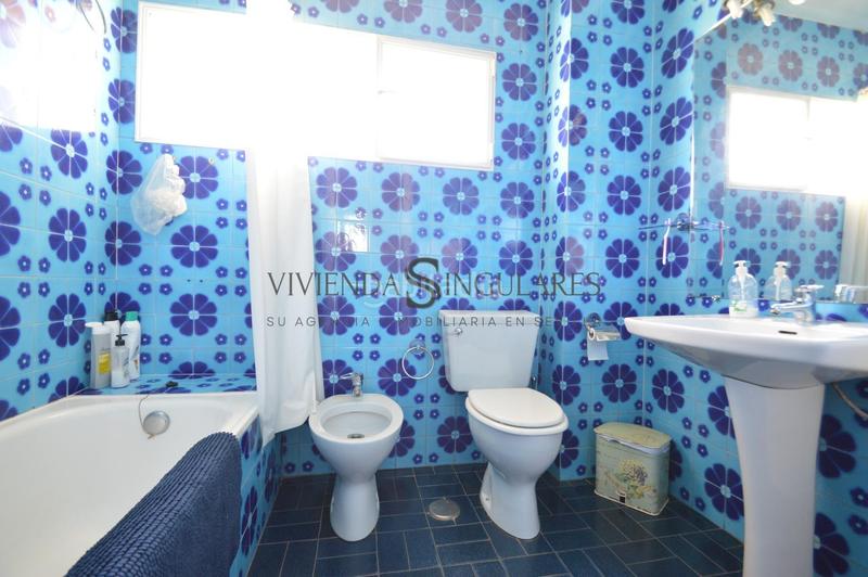 Foto b0f45f8f-fdf2-4c8e-9021-44a2b5c7b593. Chalet villa en alcalá de guadaíra en Oromana Alcalá de Guadaira