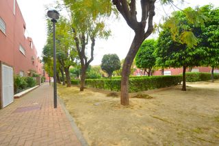 Casa adossada en El Cano - Los Bermejales. Acogedora casa en los bermejales, sevilla. oportunidad �nica!