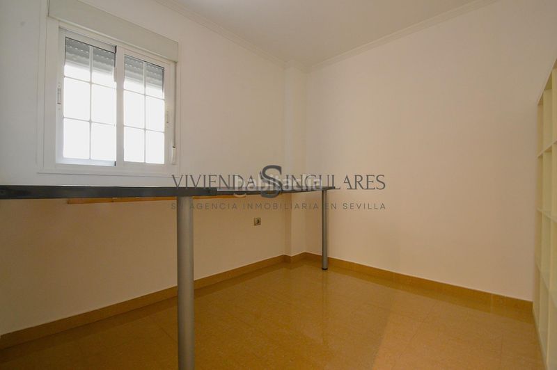 Foto aa072918-f7b7-4473-bbfc-3a6098c374b9. Pis amb calefacció a Bellavista Sevilla